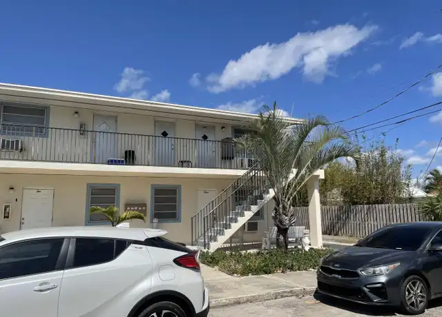 Property at 1502 N Federal Hwy Unit 3, Lake Worth Beach, FL, 33460, 1 bed, 1 bath, [object Object]