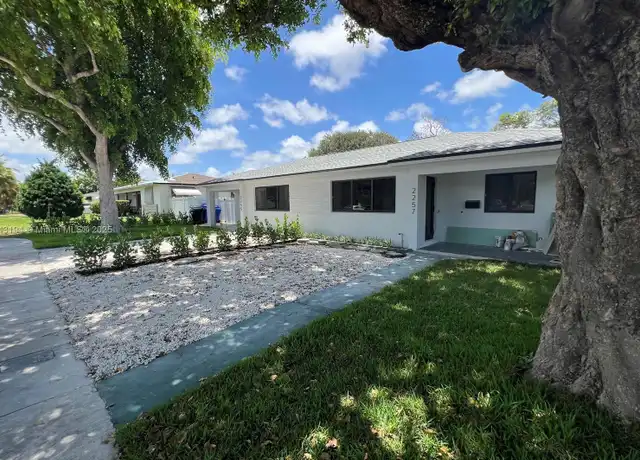 Property at 2257 NE 173rd St Unit 2257, North Miami Beach, FL, 33160, 3 beds, 3 baths, [object Object]