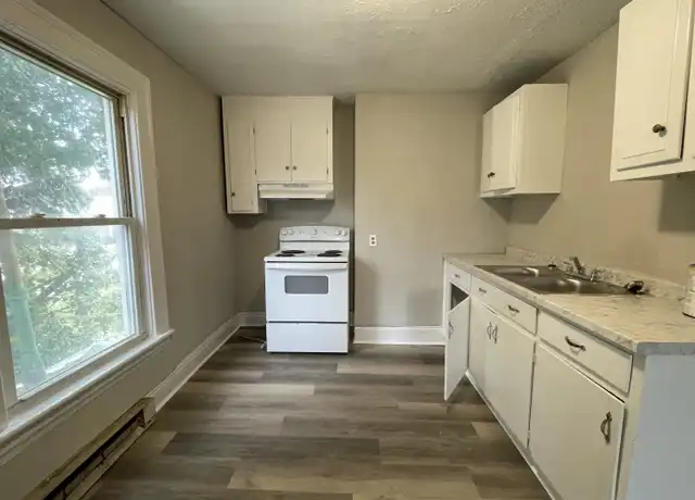 Property at 2916 Langhorne Rd Unit B, Lynchburg, VA, 24501, 2 beds, 1 bath, [object Object]
