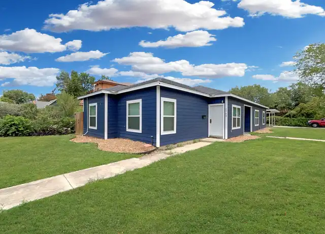 Property at 1703 W Mulberry Ave, San Antonio, TX, 78201, 2 beds, 1 bath, [object Object]