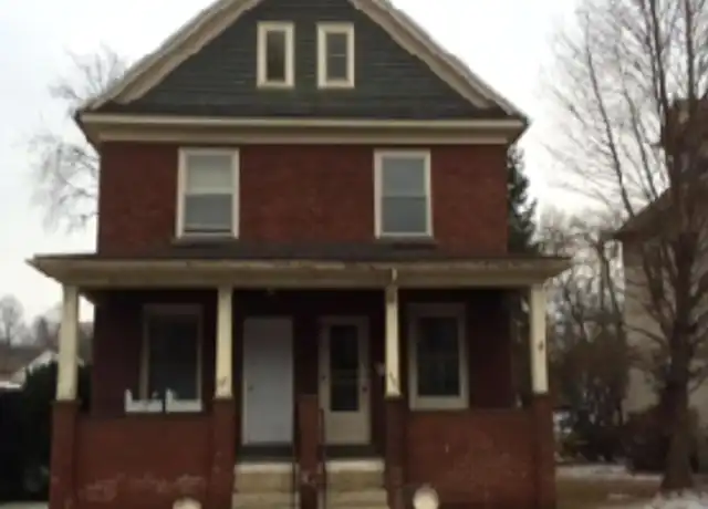 Property at 810 N 4th St, Sunbury, PA, 17801, 2 beds, 1 bath, [object Object]