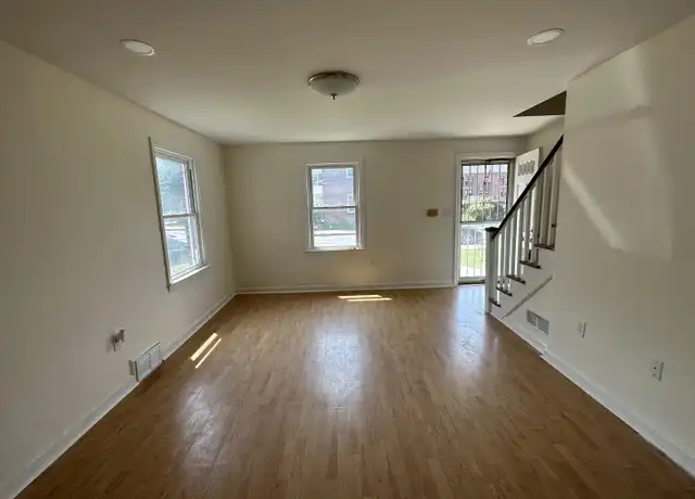 Property at 189 Sherman Ct Unit 51, New Haven, CT, 06511, 2 beds, 1 bath, [object Object]