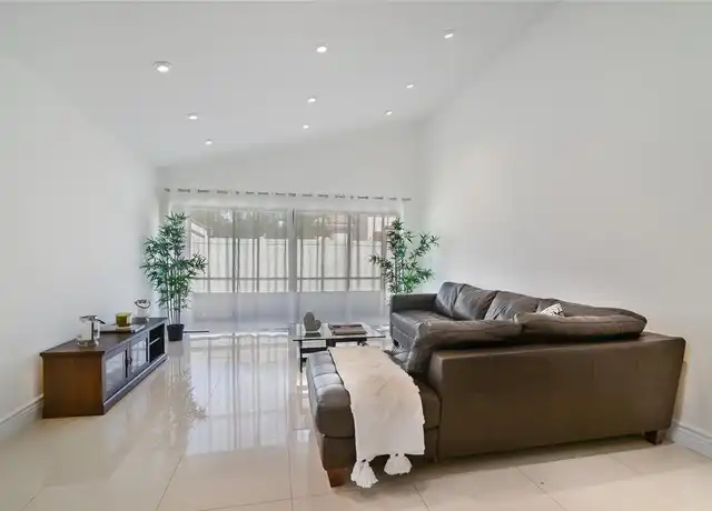 Property at 21190 Mainsail Cir Unit A11, Miami, FL, 33180, 2 beds, 2 baths, [object Object]