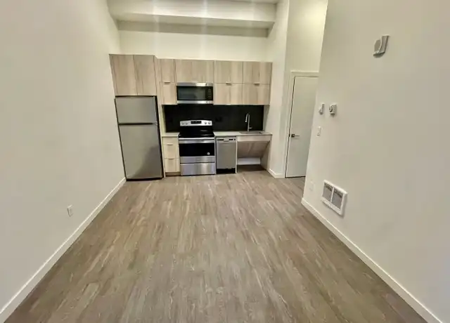 Property at 1525 N Webster St Unit 103, Portland, OR, 97217, 1 bed, 1 bath, [object Object]