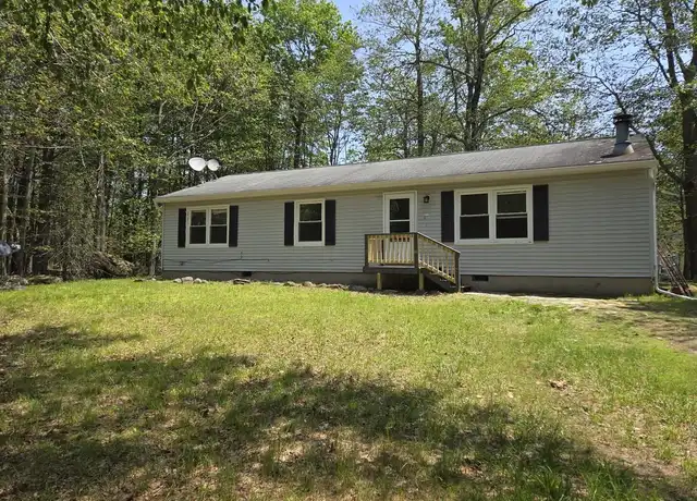 Property at 1882 Beverly Ct, Tobyhanna, PA, 18466, 3 beds, 2 baths, [object Object]