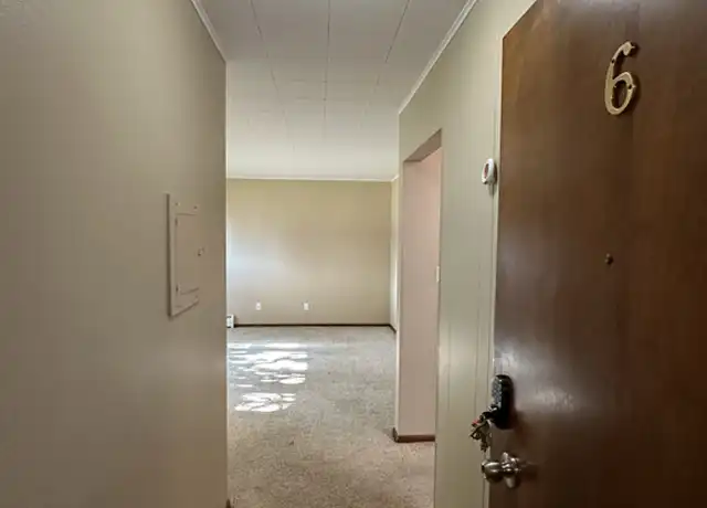 Property at 413 Merriam Ave S Unit 6, Thief River Falls, MN, 56701, 1 bed, 1 bath, [object Object]