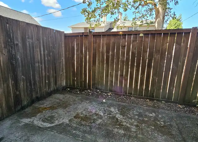 Property at 4523 S Puget Sound Ave Unit C, Tacoma, WA, 98409, 2 beds, 1.5 baths, [object Object]
