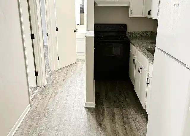 Property at Erica Court Apartments - 5900 Erica Ct, Dayton, OH, 45414, 1 bed, 1 bath, [object Object]