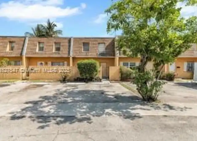 Property at 2625 NW 60th Way #202, Sunrise, FL, 33313, 3 beds, 2.5 baths, [object Object]