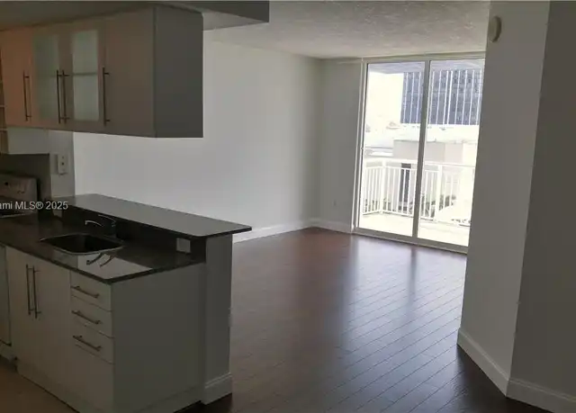 Property at 275 NE 18th St #1004, Miami, FL, 33132, 1 bed, 1 bath, [object Object]