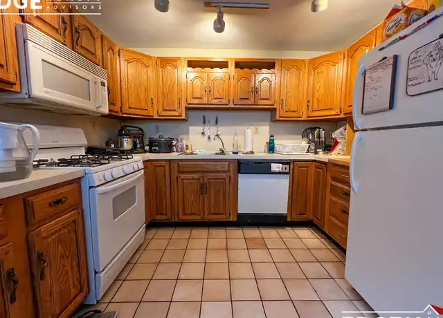 Property at 15 Oliva Rd Unit 1, Boston, MA, 02135, 2 beds, 1 bath, [object Object]