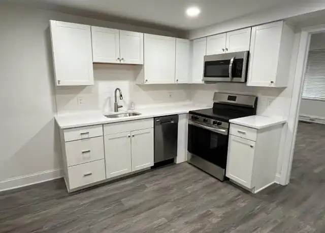 Property at 4 E Germantown Pike Unit 2, Plymouth Meeting, PA, 19462, 2 beds, 1.5 baths, [object Object]