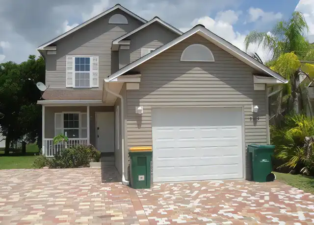 Property at 353 Leawood Cir, Naples, FL, 34104, 3 beds, 2.5 baths, [object Object]