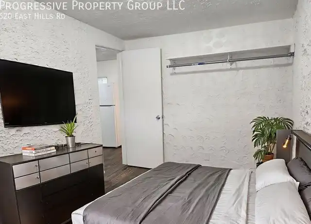Property at 620 E Hills Rd, Colorado Springs, CO, 80909, 1 bed, 1 bath, [object Object]