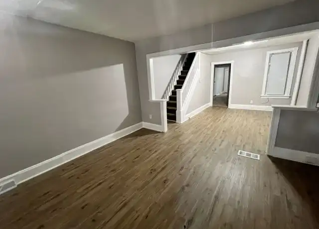 Property at 417 Walnut Ave, Trenton, NJ, 08609, 4 beds, 1 bath, [object Object]