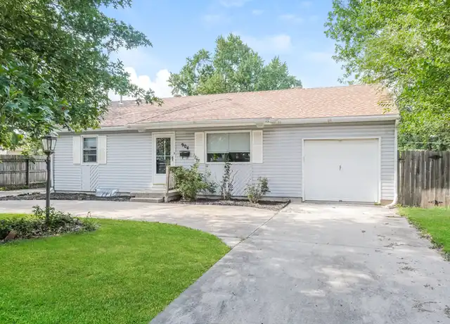 Property at 904 NE 67th St, Kansas City, MO, 64118, 3 beds, 1 bath, [object Object]