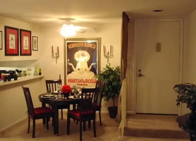 Property at 1706 Forest Cove Dr, Mount Prospect, IL, 60056, 2 beds, 1 bath, [object Object]