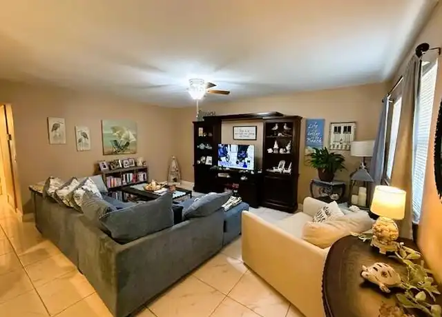 Property at 508 Saxony K, Delray Beach, FL, 33446, 2 beds, 2 baths, [object Object]