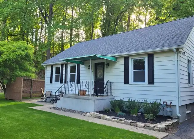 Property at 9 Reservoir Rd, Stony Point, NY, 10980, 1 bed, 1 bath, [object Object]