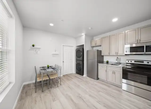 Property at 801 Avenue K Unit C, Galveston, TX, 77550, 1 bed, 1 bath, [object Object]