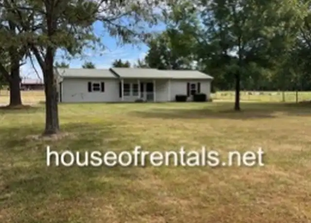 Property at 11824 E Cypress Rd, Carbondale, IL, 62901, 2 beds, 1 bath, [object Object]