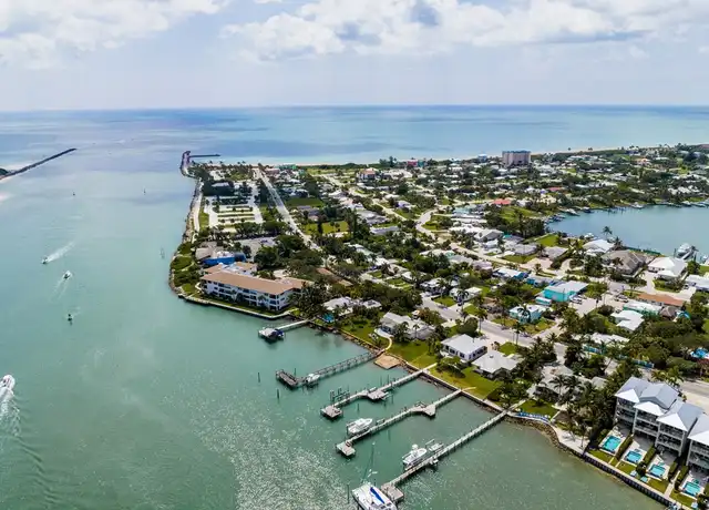 Property at 1604 Seaway Dr, Fort Pierce, FL, 34949, 2 beds, 2 baths, [object Object]