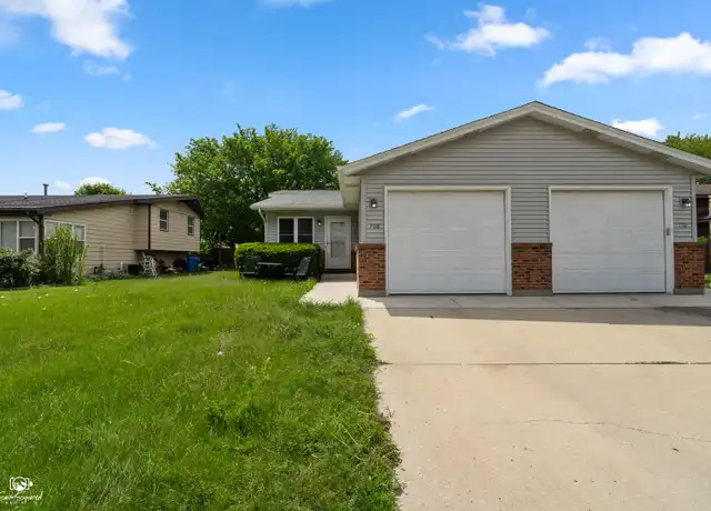 Property at 708 Michigan Ave, South Elgin, IL, 60177, 3 beds, 2 baths, [object Object]