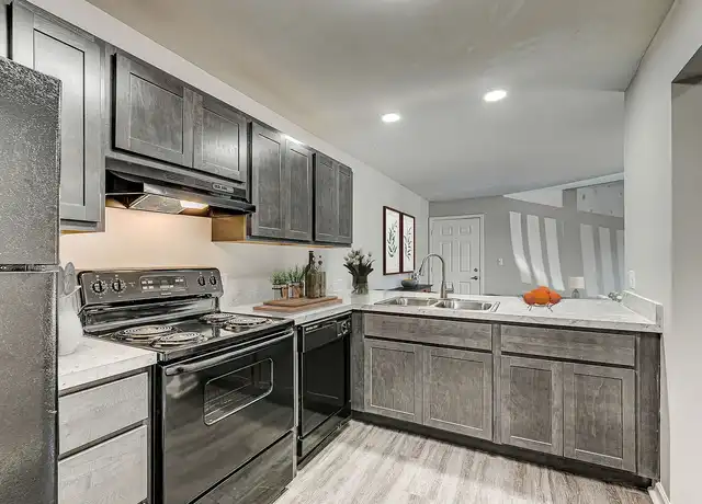 Property at The Oasis - 4900 Edinborough Ln, Indianapolis, IN, 46241, 1-3 bed, 1-2 bath, [object Object]