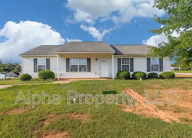 Property at 500 Rudd Rd, Piedmont, SC, 29673, 4 beds, 2 baths, [object Object]