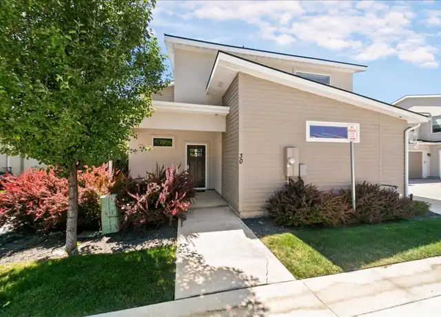 Property at 30 E Ranch Dr, Eagle, ID, 83616, 3 beds, 2.5 baths, [object Object]