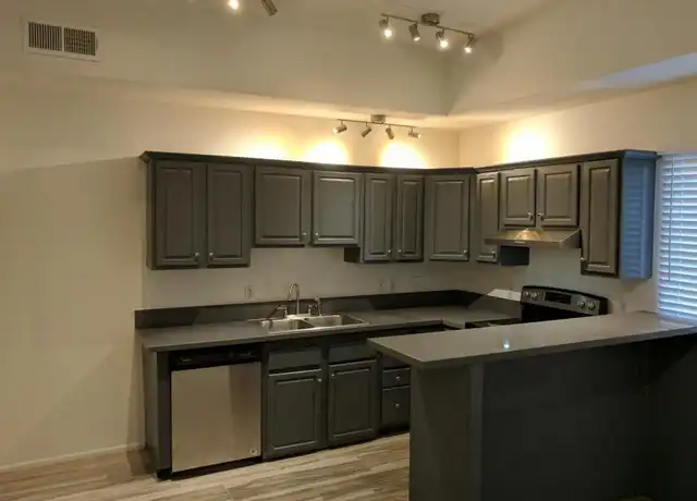 Property at 5235 Harmony Ave, North Hollywood, CA, 91601, 1 bed, 1 bath, [object Object]