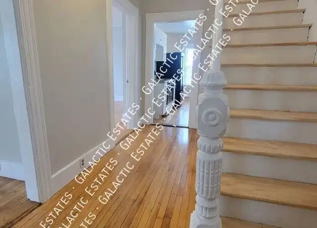 Property at 708 Beech St, Manchester, NH, 03104, 4 beds, 1 bath, [object Object]