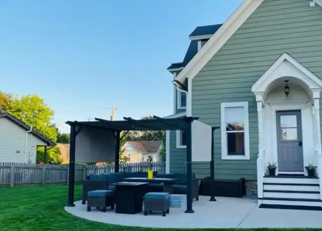 Property at 1231 Vista Ave, Janesville, WI, 53545, 3 beds, 2.5 baths, [object Object]