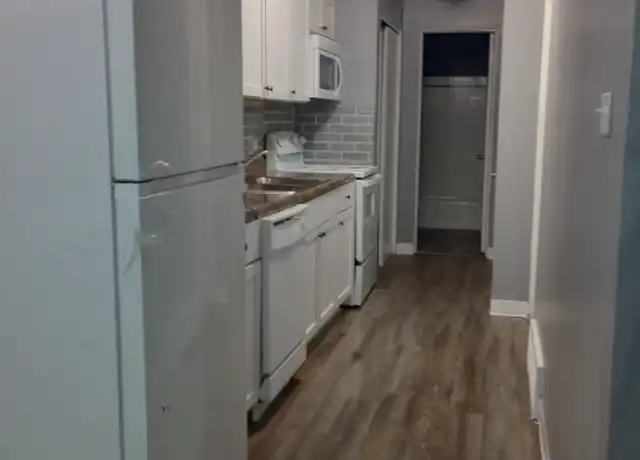 Property at 448 W Division St Unit 1, Villa Park, IL, 60181, 2 beds, 1 bath, [object Object]
