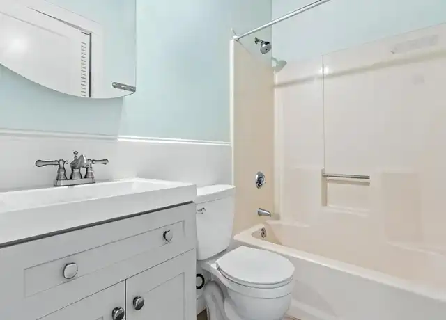Property at 62 Washington St, Haverhill, MA, 01832, 2 beds, 1 bath, [object Object]