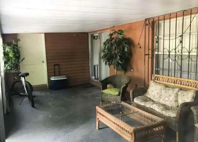 Property at 261 Florida Ave, Fort Lauderdale, FL, 33312, 1 bed, 1 bath, [object Object]