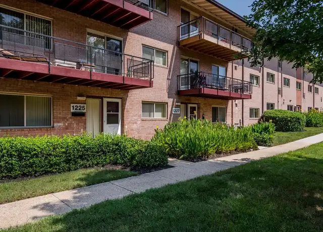 Property at 1311 Southview Dr, Oxon Hill, MD, 20745, 0-2 beds, 1 bath, [object Object]