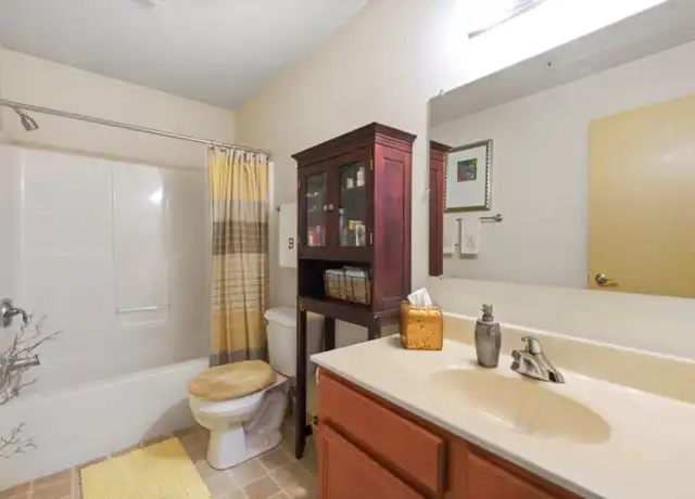 Property at 5046 Siggelkow Rd Unit 5050 102, Madison, WI, 53718, 2 beds, 1 bath, [object Object]