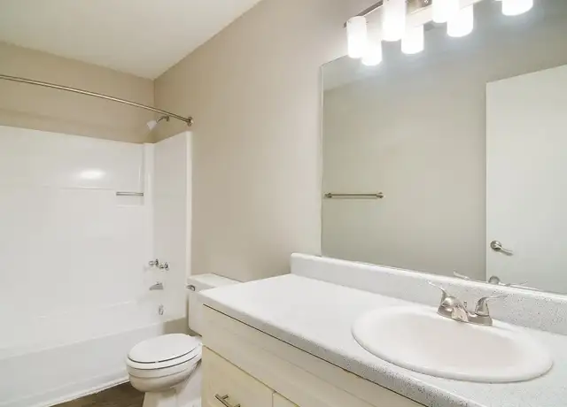 Photo of 7901 Roswell Rd, Atlanta, GA 30350