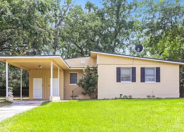 Property at 7258 Greenway Dr, Jacksonville, FL, 32244, 3 beds, 1 bath, [object Object]