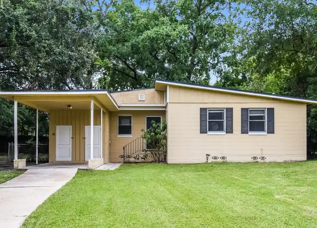 Property at 7258 Greenway Dr, Jacksonville, FL, 32244, 3 beds, 1 bath, [object Object]