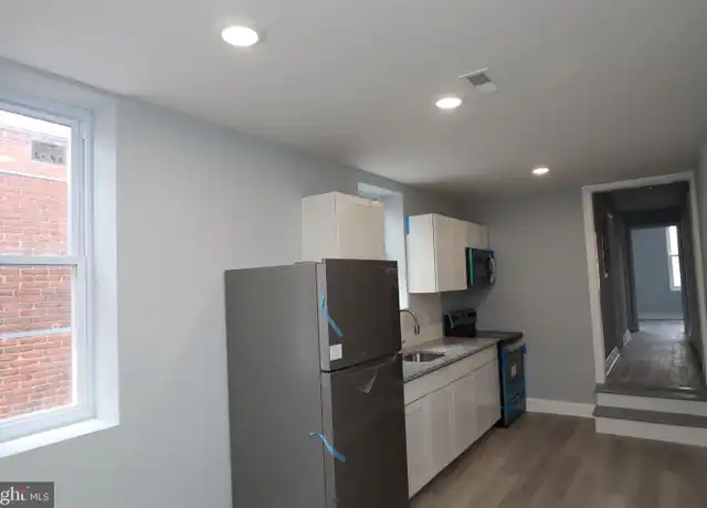 Property at 1908 W Diamond St Unit 3, Philadelphia, PA, 19121, 3 beds, 1 bath, [object Object]