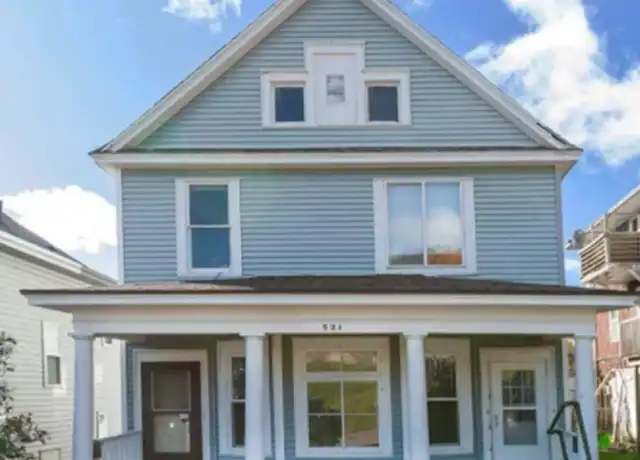 Property at 521 N 21st Ave W Unit 2, Duluth, MN, 55806, 2 beds, 1 bath, [object Object]