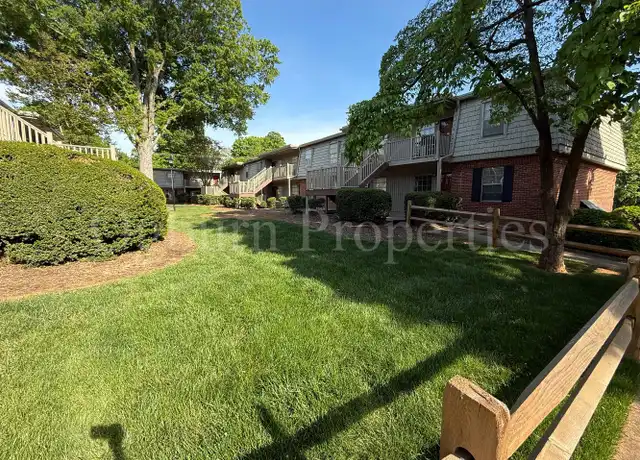 Property at 3818 Country Club Rd, Winston Salem, NC, 27104, 2 beds, 1 bath, [object Object]