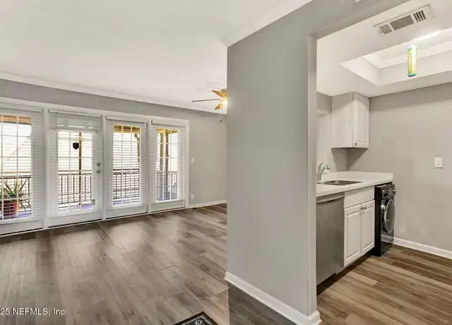 Property at 6646 La Mirada Dr E #6, Jacksonville, FL, 32217, 1 bed, 1 bath, [object Object]