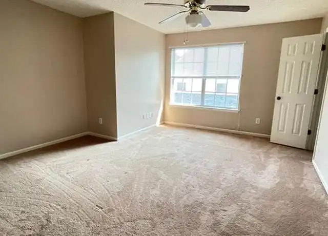 Property at 110 Prince Arthur Dr, Yorktown, VA, 23693, 4 beds, 2.5 baths, [object Object]