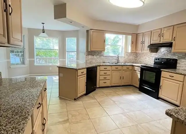 Property at 110 Prince Arthur Dr, Yorktown, VA, 23693, 4 beds, 2.5 baths, [object Object]