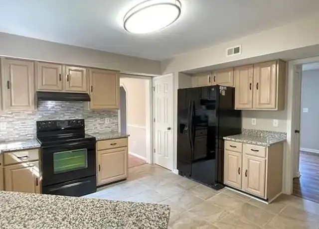 Property at 110 Prince Arthur Dr, Yorktown, VA, 23693, 4 beds, 2.5 baths, [object Object]