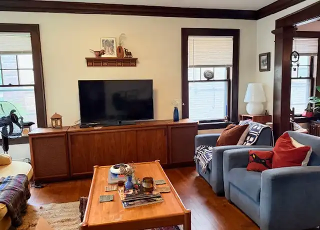Property at 2513 Emerson Ave S Unit 4, Minneapolis, MN, 55405, 2 beds, 1 bath, [object Object]