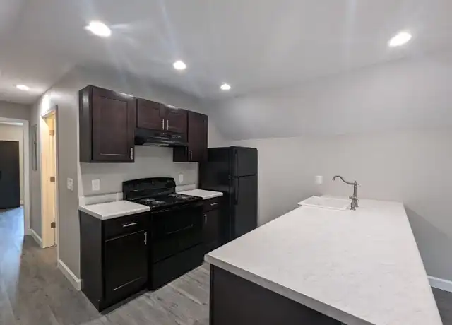 Property at 440 23rd St Unit 440 23rd B, Batesville, AR, 72501, 1 bed, 1 bath, [object Object]